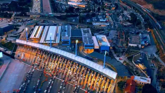 Así luce la garita entre Tijuana y San Diego Así luce la garita entre Tijuana y San Diego
