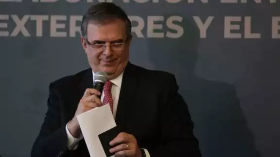 El ex canciller Marcelo Ebrard aparece en el séptimo lugar de la lista de candidatos plurinominales de Morena al Senado de la República