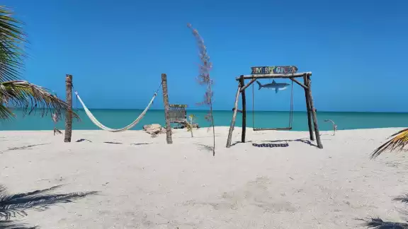 Son playas alejadas del tránsito urbano Son playas alejadas del tránsito urbano