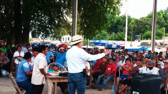 En la reunión ejidal los ejidatarios dijeron que cuando se solicitó las tierras, fue bajo engaños los inversionistas