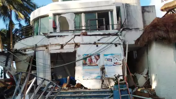 El restaurante Kook Beach permanece asegurado luego de la explosión en marzo de 2022 El restaurante Kook Beach permanece asegurado luego de la explosión en marzo de 2022