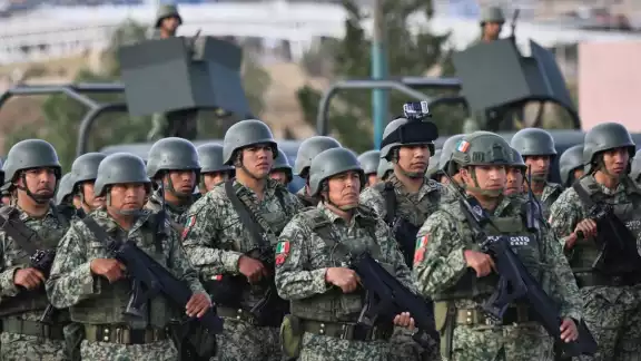 Este sábado arribaron al estado de Zacatecas, 800 elementos de la Sedena, para reforzar la estrategia de seguridad en el estado Este sábado arribaron al estado de Zacatecas, 800 elementos de la Sedena, para reforzar la estrategia de seguridad en el estado