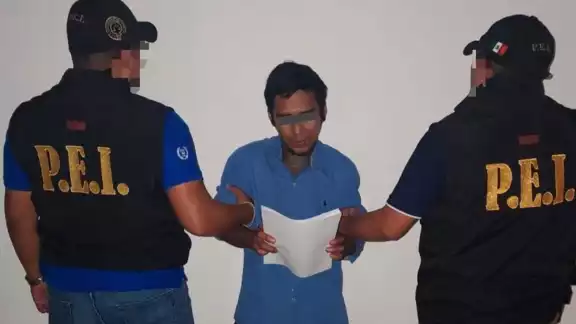 Se dio a conocer que los vehículos que el hombre enseñaba eran propiedad de otras personas Se dio a conocer que los vehículos que el hombre enseñaba eran propiedad de otras personas
