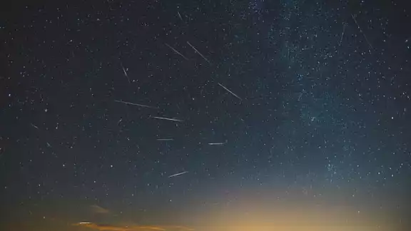La lluvia de estrellas de las Gemínidas se tendrá este mes de diciembre