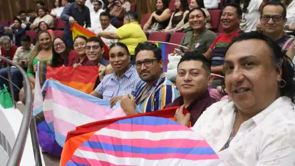 Colectivos LGBTI+ celebraron lo ocurrido en el Congreso de Yucatán Colectivos LGBTI+ celebraron lo ocurrido en el Congreso de Yucatán