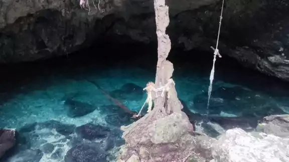 Recomiendan acudir en grupos grandes, ya que el cuerpo de agua está en el monte. Recomiendan acudir en grupos grandes, ya que el cuerpo de agua está en el monte.