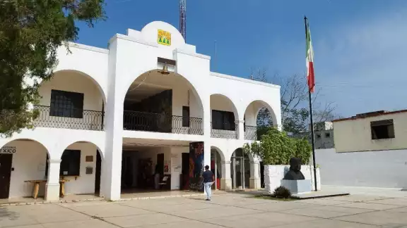 El funcionario aludido se desempeña como Director de Comunicación Social en José María Morelos El funcionario aludido se desempeña como Director de Comunicación Social en José María Morelos