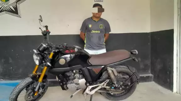El hombre al cuestionarlo se portaba nervioso, pero negó saber del caso El hombre al cuestionarlo se portaba nervioso, pero negó saber del caso