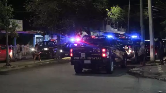Una familia que se encontraba cerca terminó con crisis nerviosa Una familia que se encontraba cerca terminó con crisis nerviosa