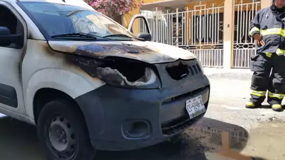 Utilizaron una grúa particular para su traslado a un mecánico