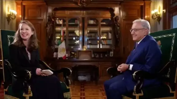 La Presidencia de México retiró de sus canales oficiales en YouTube una entrevista realizada por la periodista Inna Afinogenova al presidente López Obrador