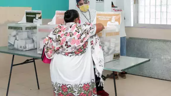 En las elecciones del 2021, participaron el 63.82% del padrón yucateco inscrito en el INE En las elecciones del 2021, participaron el 63.82% del padrón yucateco inscrito en el INE