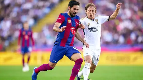 Real Madrid le lleva ocho puntos de diferencia al Barcelona en LaLiga