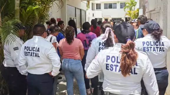 Policías de Campeche se mantienen en huelga desde el 16 de marzo Policías de Campeche se mantienen en huelga desde el 16 de marzo
