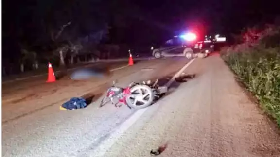 El tramo carretero estuvo custodiado por los agentes policiacos El tramo carretero estuvo custodiado por los agentes policiacos