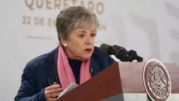 Alicia Bárcena, titular de Relaciones Exteriores, detalló los acuerdos en el tema migratorio durante la reciente reunión con funcionarios de Estados Unidos Alicia Bárcena, titular de Relaciones Exteriores, detalló los acuerdos en el tema migratorio durante la reciente reunión con funcionarios de Estados Unidos