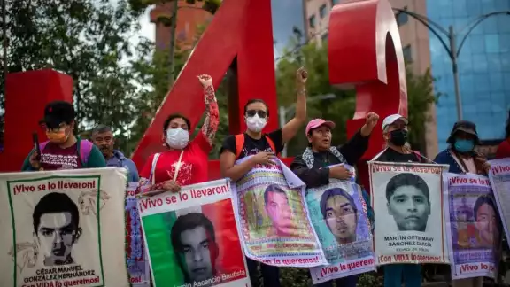 La Oficina en México del Alto Comisionado de las Naciones Unidas para los Derechos Humanos, pide que se esclarezca a plenitud, el paradero de los estudiantes normalistas de Ayotzinapa