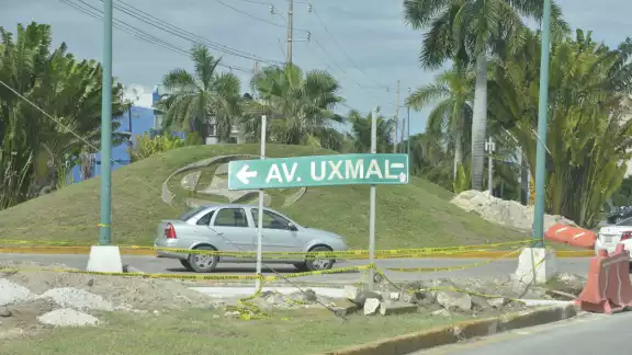 Para que una empresa privada realice este tipo de trabajos requiere una fianza ante la comuna, para garantizar que se subsanarán los desperfectos que genere.