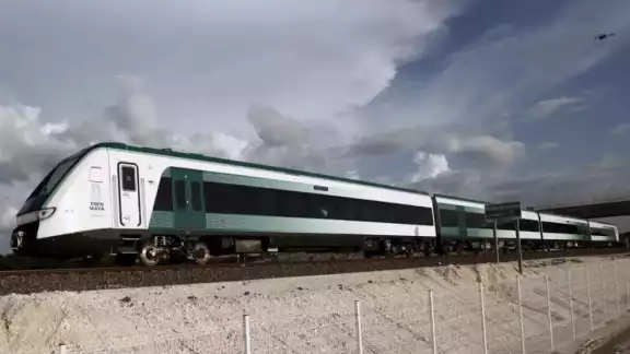 El medio de trasporte ferroviario cuenta con diversas estaciones que conectaran a las comunidades El medio de trasporte ferroviario cuenta con diversas estaciones que conectaran a las comunidades