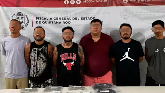 En posesión de droga fueron asegurados seis hombres identificados por las autoridades como miembros de un grupo criminal. En posesión de droga fueron asegurados seis hombres identificados por las autoridades como miembros de un grupo criminal.