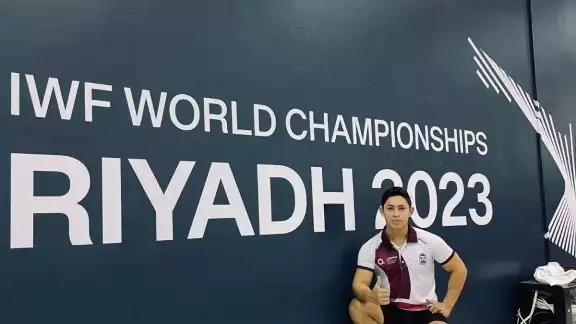 El joven es el único quintanarroense en la Selección Mexicana de Halterofilia
