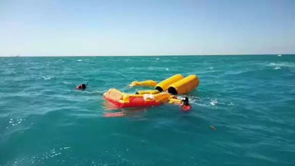El helicóptero se desplomó en la Sonda de Campeche hace dos días El helicóptero se desplomó en la Sonda de Campeche hace dos días
