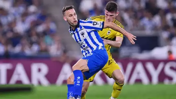 Sergio Canales no pudo anotar en las Semifinales de Vuelta de Concacaf Sergio Canales no pudo anotar en las Semifinales de Vuelta de Concacaf