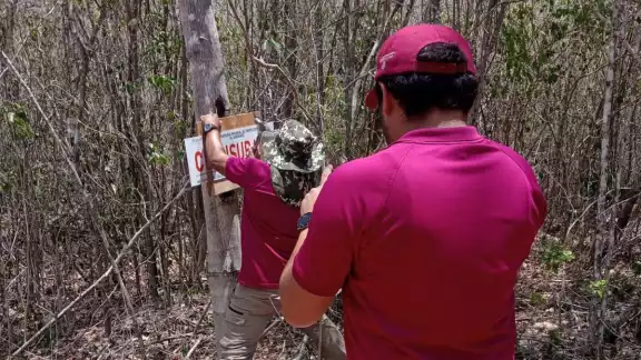 La Profepa, apoyada por la Guardia Nacional, colocó sellos en un terreno cercano a las ruinas de Uxmal La Profepa, apoyada por la Guardia Nacional, colocó sellos en un terreno cercano a las ruinas de Uxmal
