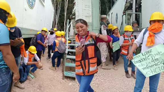 La mayoría de los obreros son mujeres indígenas La mayoría de los obreros son mujeres indígenas