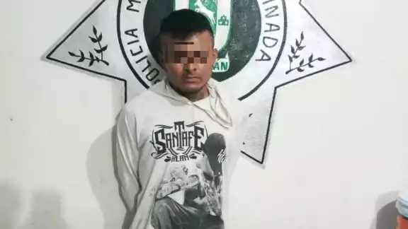El hombre fue detenido trasladado a la cárcel municipal