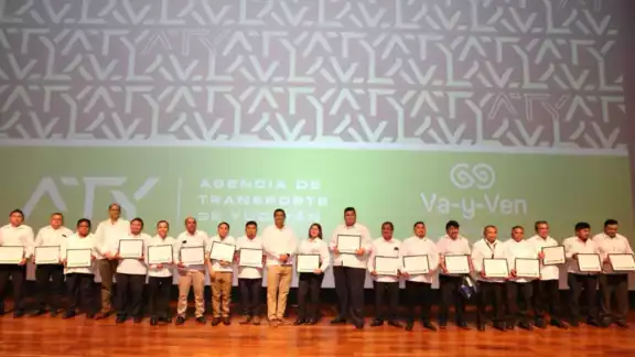 Los operadores fueron capacitados en el Instituto de Capacitación y Certificación en Yucatán Los operadores fueron capacitados en el Instituto de Capacitación y Certificación en Yucatán
