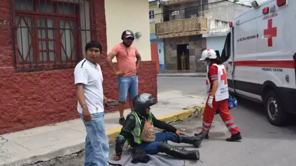 El conductor invadió la vía de preferencia en una de las calles de Progreso El conductor invadió la vía de preferencia en una de las calles de Progreso