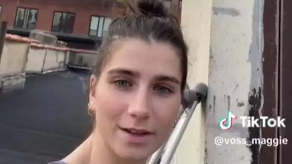 La mujer terminó con un rico desayuno. Foto: Especial