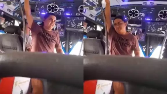 Al hombre no le quedó más que bajarse del camión Al hombre no le quedó más que bajarse del camión