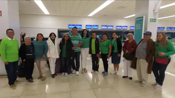 La gente está muy contenta y emocionada, dado que es un viaje que comenzaron a organizar desde el mes de septiembre La gente está muy contenta y emocionada, dado que es un viaje que comenzaron a organizar desde el mes de septiembre