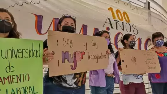 Trabajadoras se manifestaron pacíficamente en la Facultad de Antropología