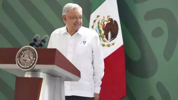 AMLO hizo la entrega de los Bancos de Bienestar en Sinaloa AMLO hizo la entrega de los Bancos de Bienestar en Sinaloa