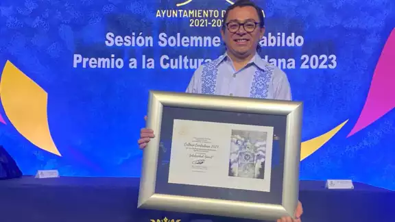 Edwin Farfán, colaborador de Por Esto!, es el impulsor del proyecto "Yo doy la cena" Edwin Farfán, colaborador de Por Esto!, es el impulsor del proyecto "Yo doy la cena"