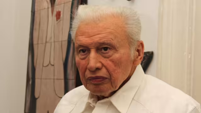 Mario Renato Menéndez utilizó el cuestionamiento, la investigación rigurosa y la propuesta de soluciones para abordar problemas sociales