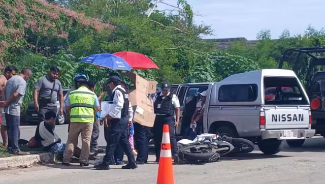 Motociclista resulta lesionado tras aparatoso choque provocado por maniobra de retorno en Chetumal