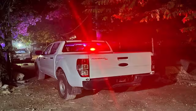 Se pidió ayuda en el número de emergencias 911, pero los paramédicos determinaron que la víctima ya no tenía signos vitales