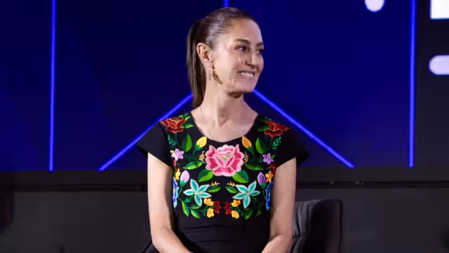 La aspirante presidencial aseguró a los migrantes que están 'presentes de corazón'