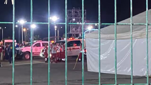 Una mujer de la tercera edad se desmayó en la Coronación de los Reyes Infantiles