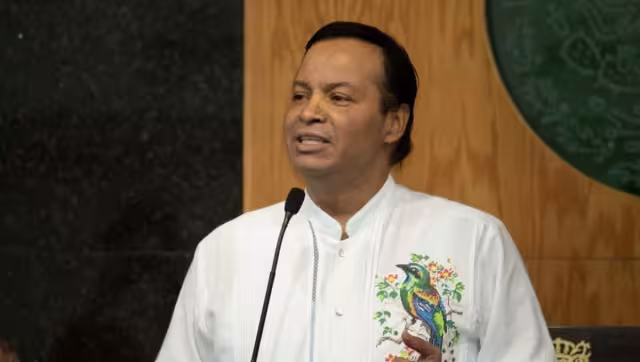 El diputado afirmó que no dejará el encargo para que otros cumplan con intereses personales