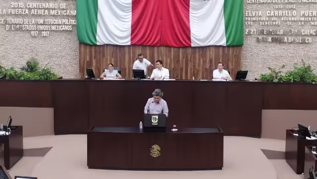 De igual forma, se aprobó transferir a la Policía Estatal de Investigación de la Secretaría de Seguridad Pública a la FGE.