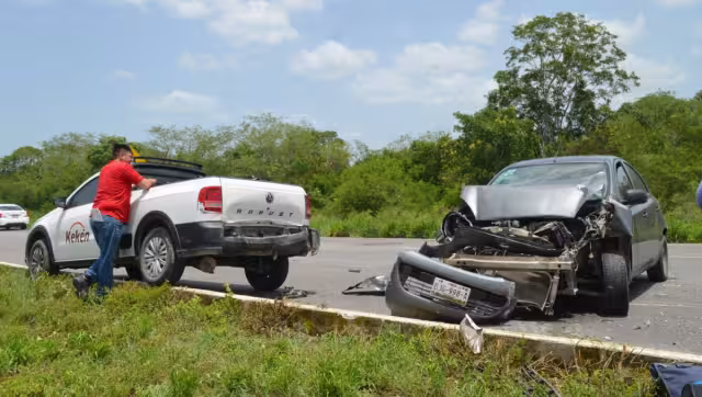 El conductor de uno de los autos resultó con lesiones