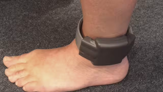 Se le otorgaron medidas cautelares que estarán vigente todo el tiempo que dure el proceso