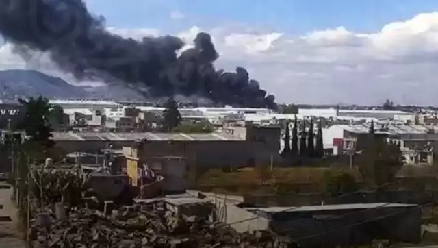 Hasta el momento, las autoridades no han confirmado el número de personas lesionadas ni la causa del desplome