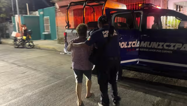 Mujer es detenida tras presuntamente conducir ebria en la colonia Guadalupe.