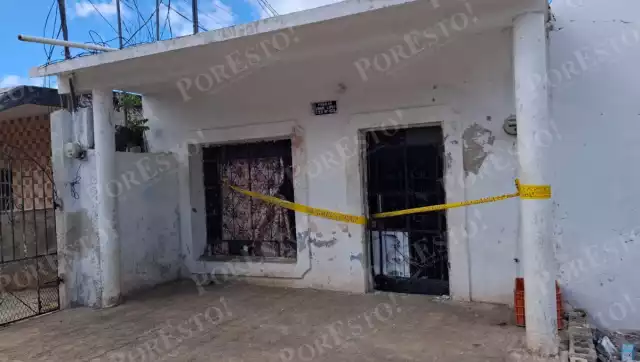 Autoridades federales y estatales realizaron un cateo en un domicilio señalado como presunta “narco tiendita” en la calle 22 del Centro